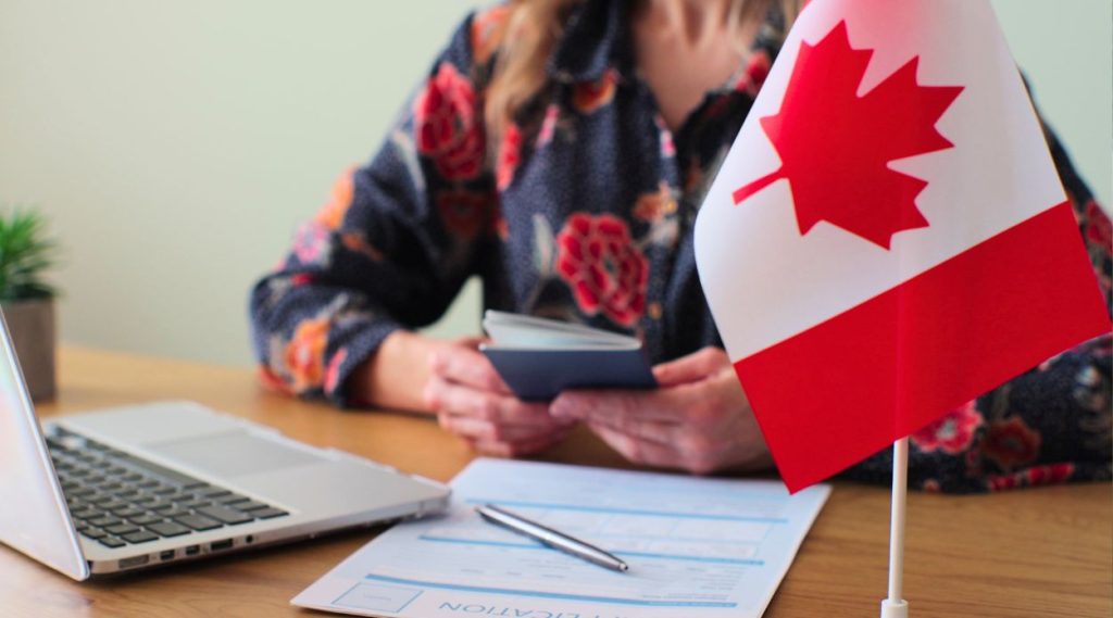 Chính phủ Canada cần có chiến lược quản lý hiệu quả trước làn sóng nhập cư ngày càng lớn để tránh áp lực lên hệ thống an sinh xã hội