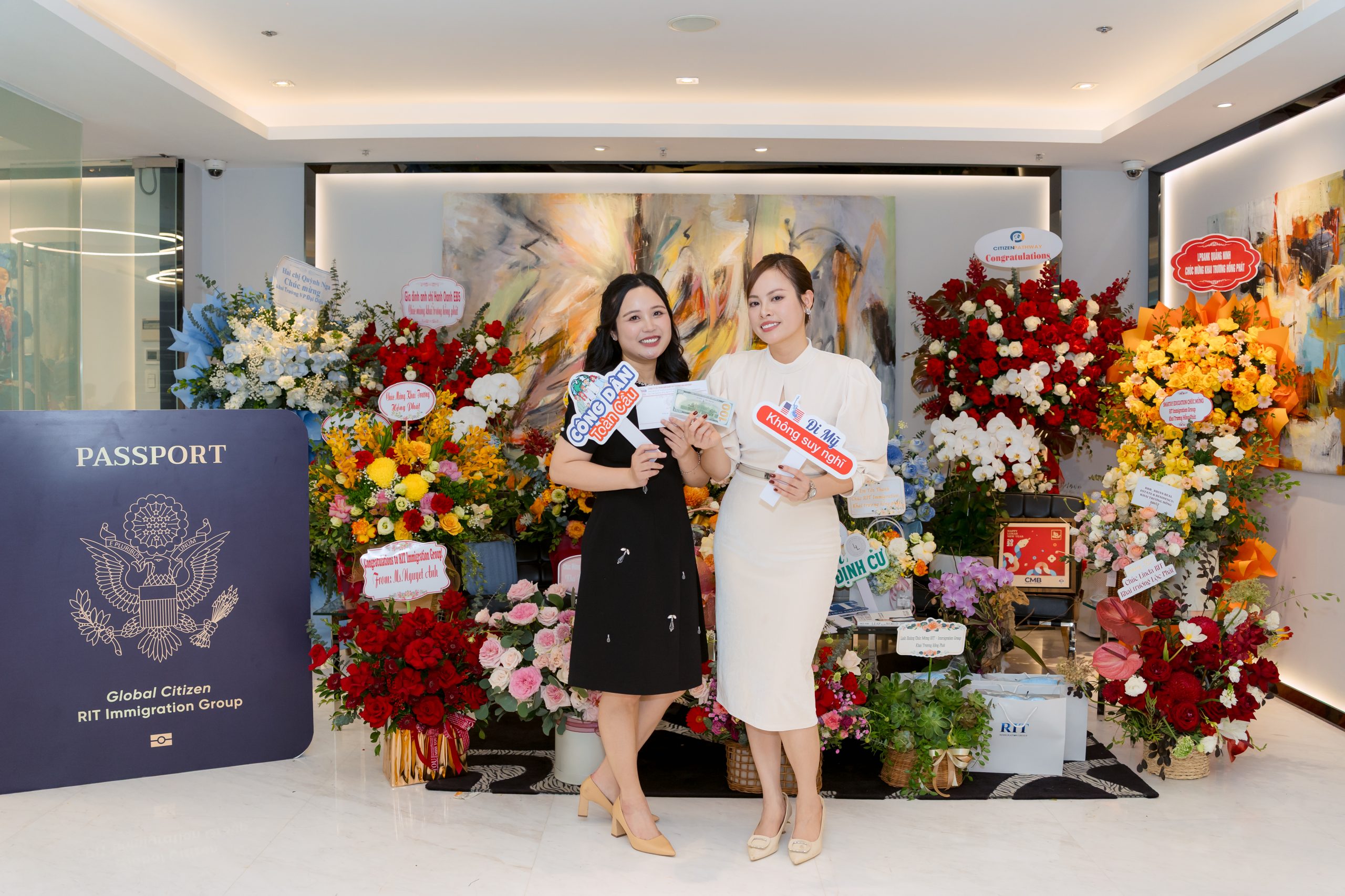 Dưới sự dẫn dắt của bà Thùy Linh (Linda) và bà Lan Anh (Lana) RIT Immigration Group đã và đang giúp nhiều khách hàng định cư thành công tại nước ngoài