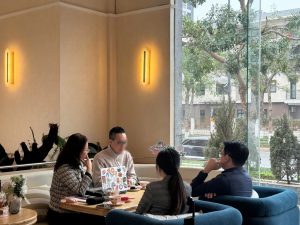 Skilled Worker Visa là lựa chọn dành cho những người lao động muốn làm việc hợp pháp tại Anh Quốc