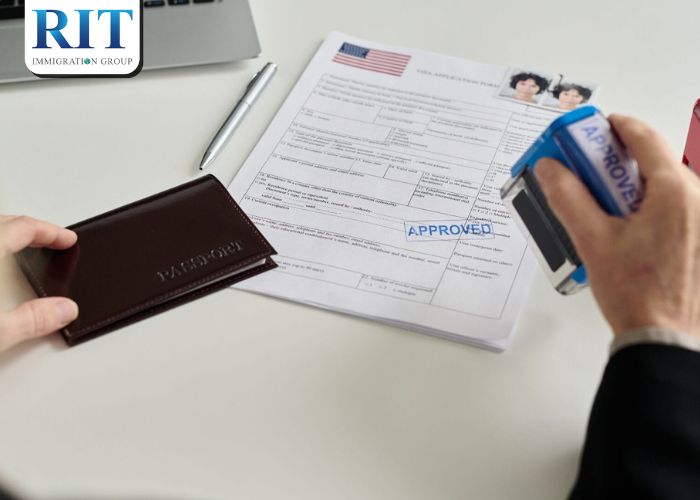 Thông tin không nhất quán và thiếu trung thực