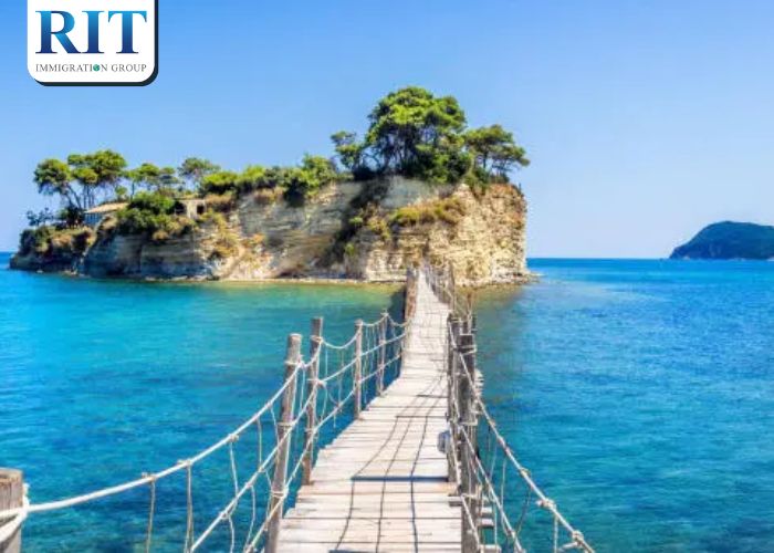 Hành trang cần mang theo khi du lịch Hy Lạp