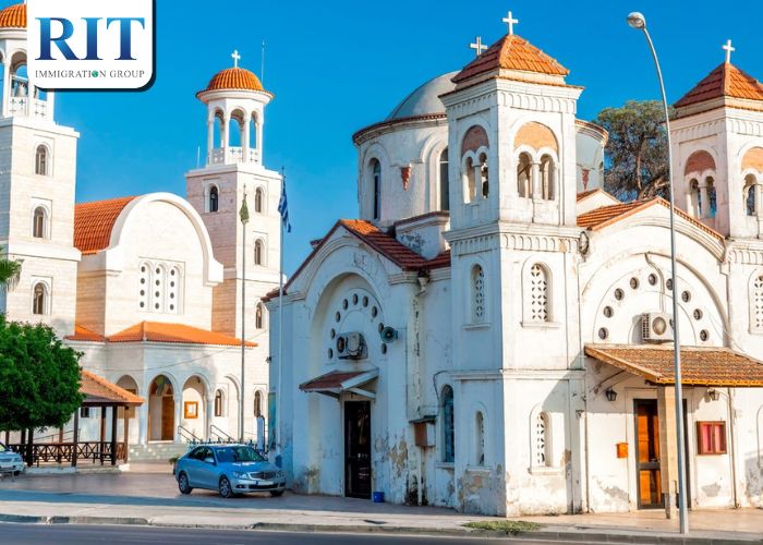 Larnaca – Thành phố của những chuyến bay và thiên nhiên