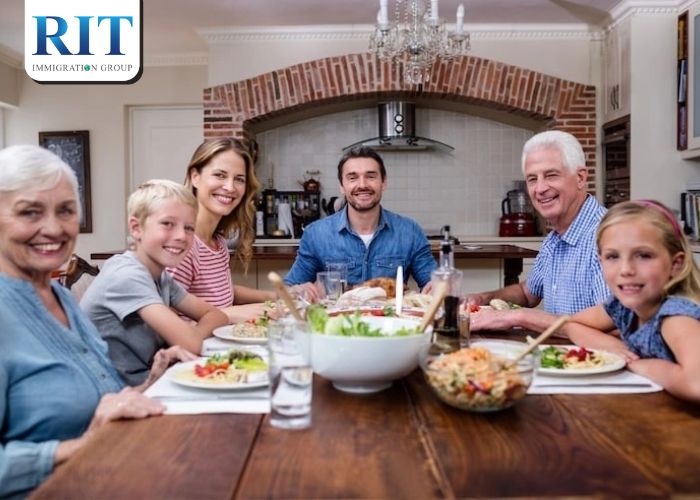 Các hoạt động giải trí và kết nối gia đình buổi tối